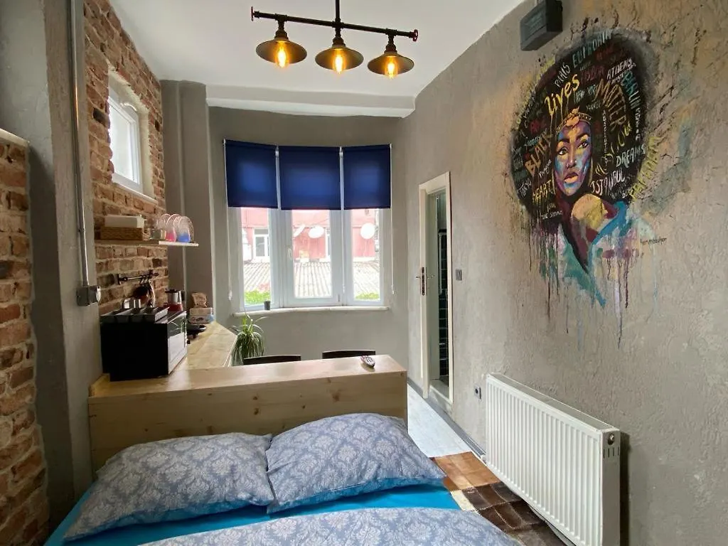 Number 1453 Apartment Estambul